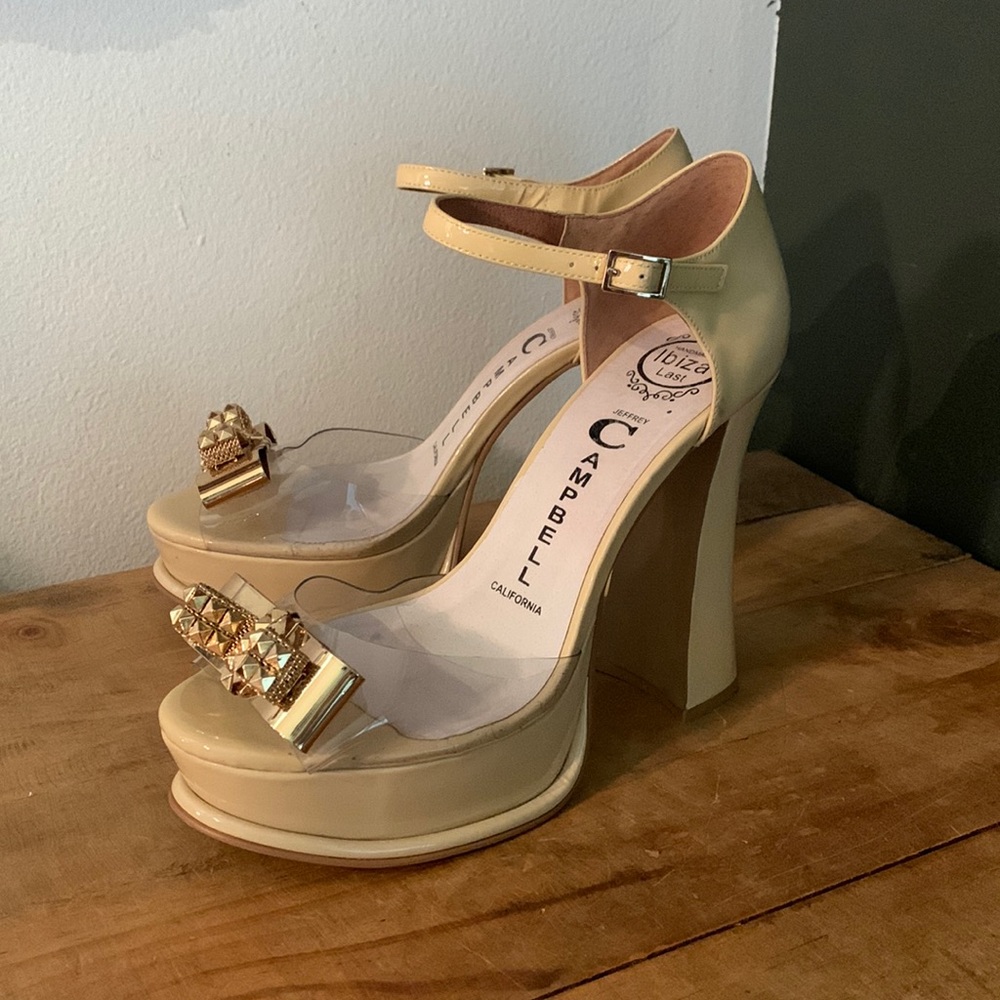 [Jeffrey Campbell] Cream Patent Leather High Heel Platform Shoes - Size 9.5